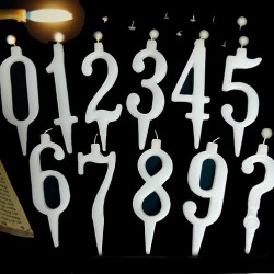 ΚΕΡΑΚΙΑ ΓΕΝΕΘΛΙΩΝ ΛΕΥΚΑ ΣΕ ΚΟΥΤΙ